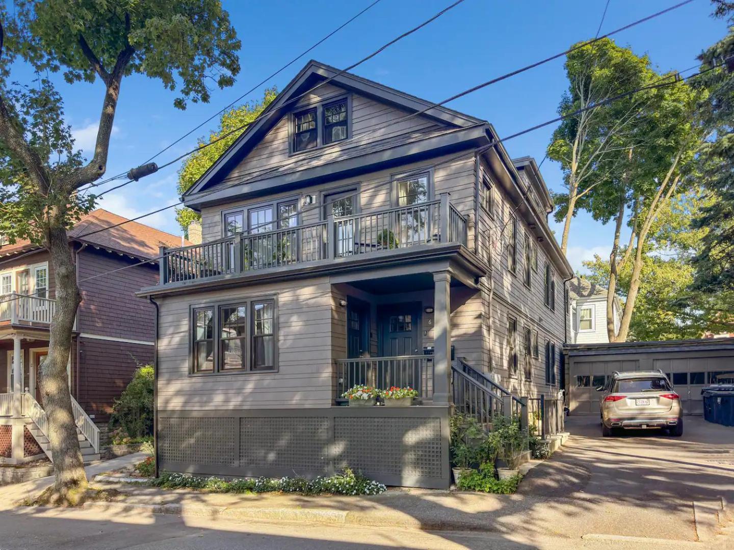 Elegant A Short Walk To Harvard U Homestay